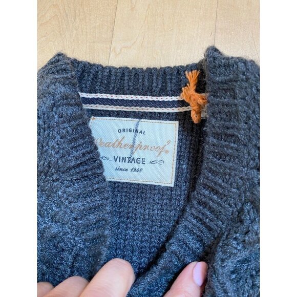 𝅺WEATHERPROOF Vintage BNWOT Cable Knit Gray Pullover Sweater Sz Small - Picture 4 of 5